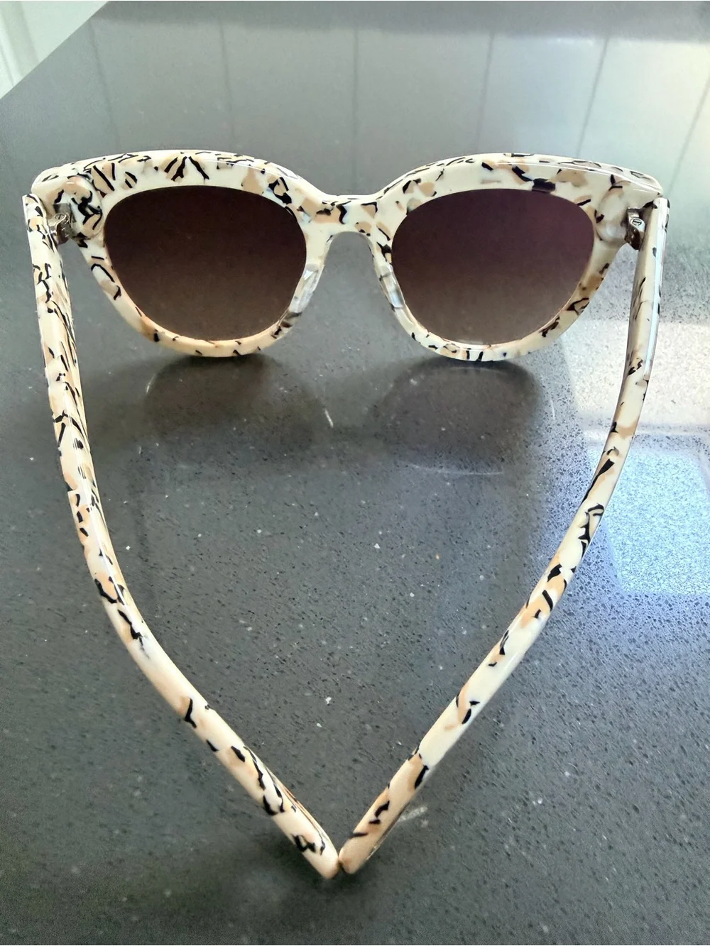 Lele Sadoughi LSSC0378 Oversized Cat Eye Sunglasses Cream Tortoise